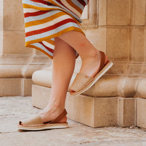 Sandalias elegantes y cómodas