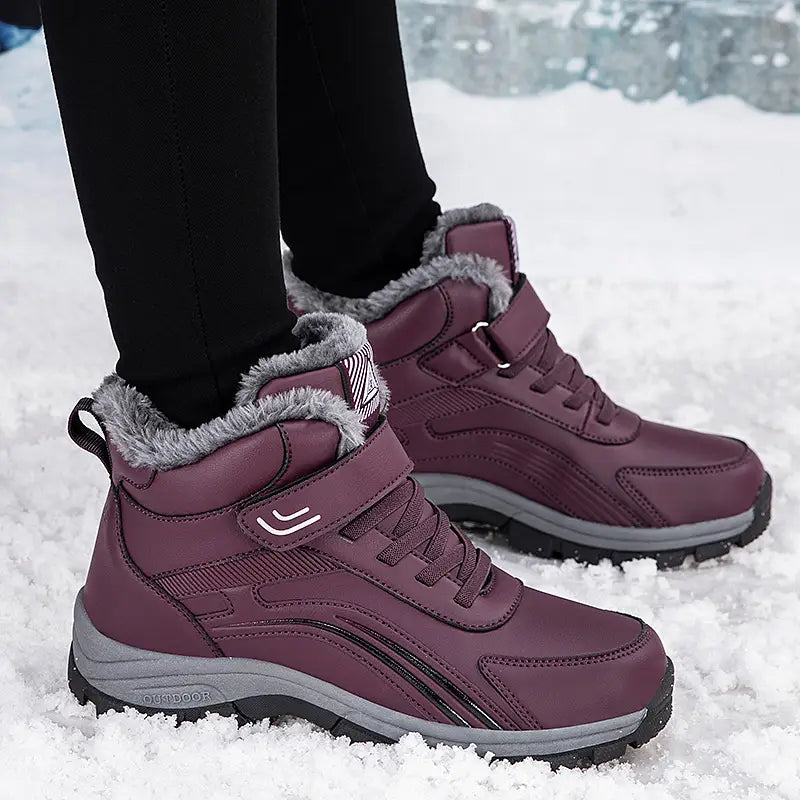 Bottes de neige antidérapantes, élégantes et chaudes, avec peluche, destinées aux chaussures d'extérieur confortables