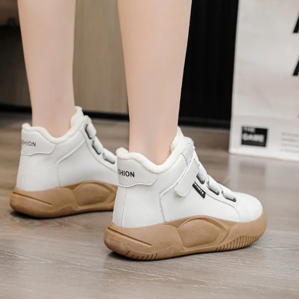 Bottines antidérapantes à velcro