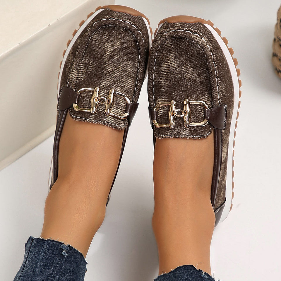 Chaussures décontractées à semelle épaisse et boucle métallique