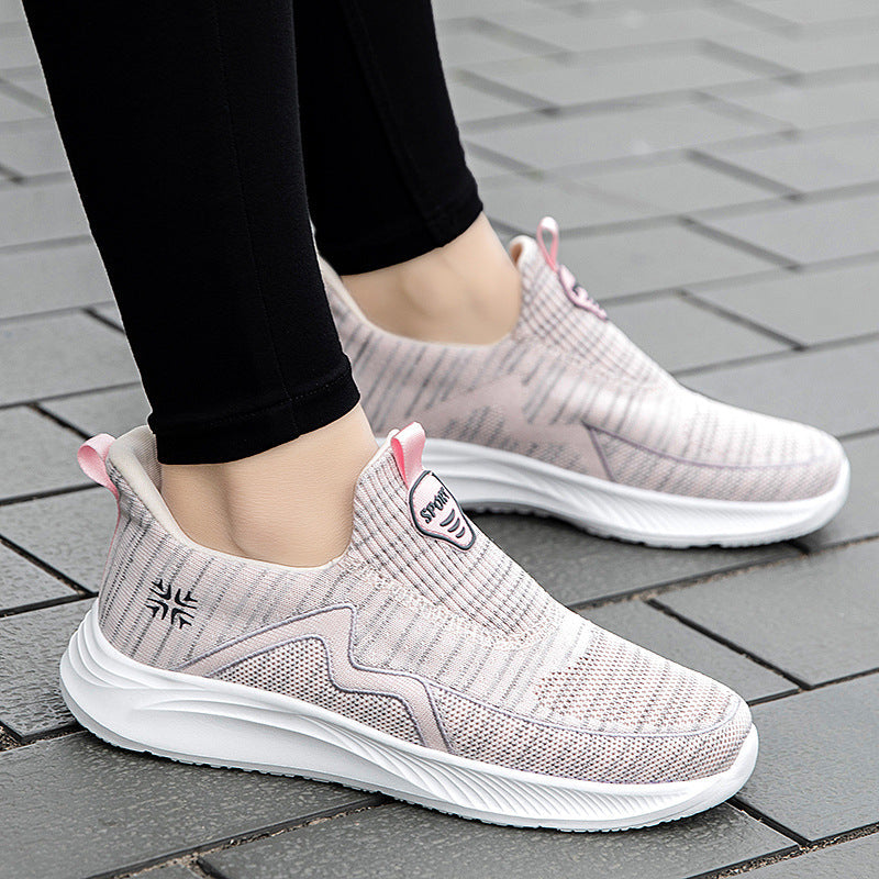 Chaussures respirantes de marche à semelle souple, surface en maille élargie