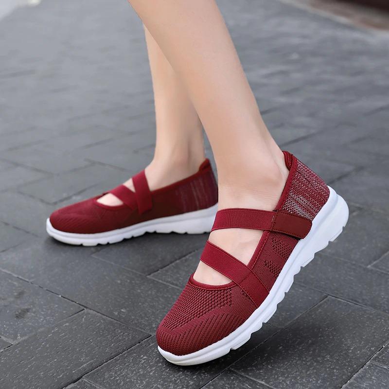 Ultraleichte Schuhe mit Klettverschluss