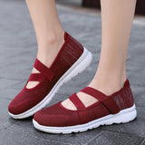 Ultraleichte Schuhe mit Klettverschluss
