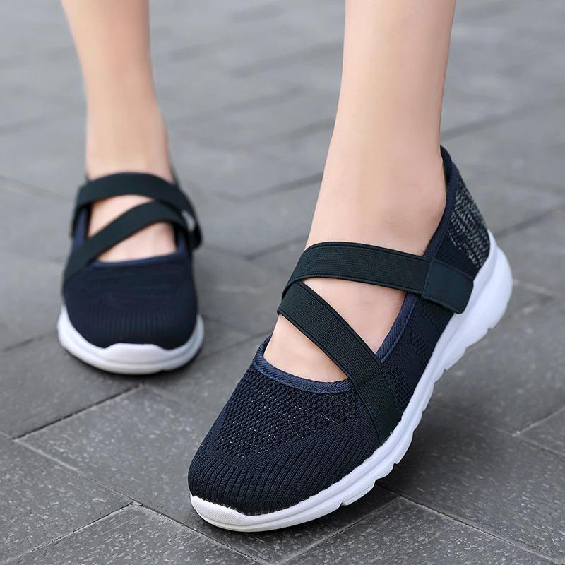 Ultraleichte Schuhe mit Klettverschluss