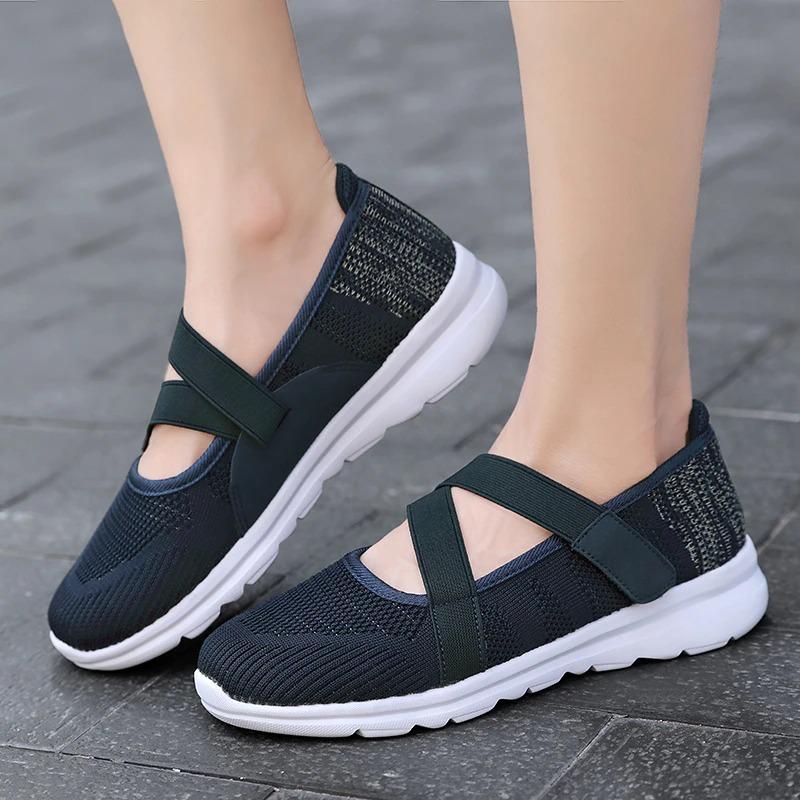 Ultraleichte Schuhe mit Klettverschluss