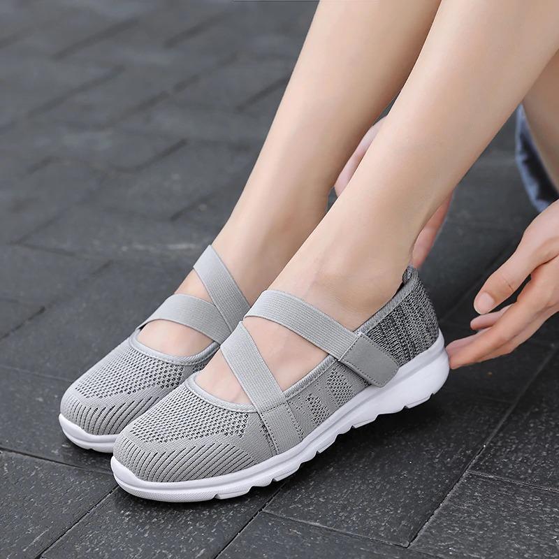 Ultraleichte Schuhe mit Klettverschluss